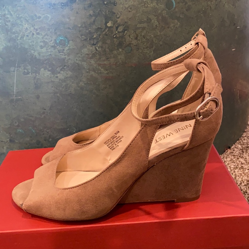 Tan wedges